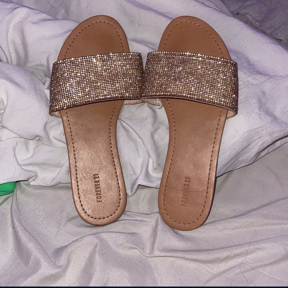 Forever 21 Slides